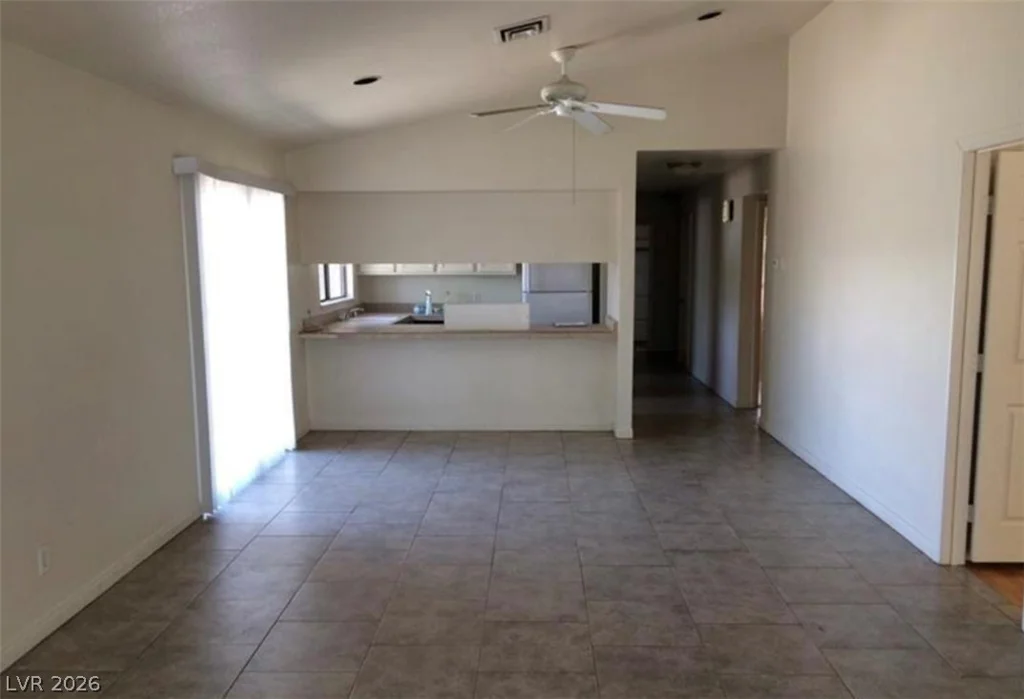 3948 APPLECREST, Las Vegas, NV 89108
