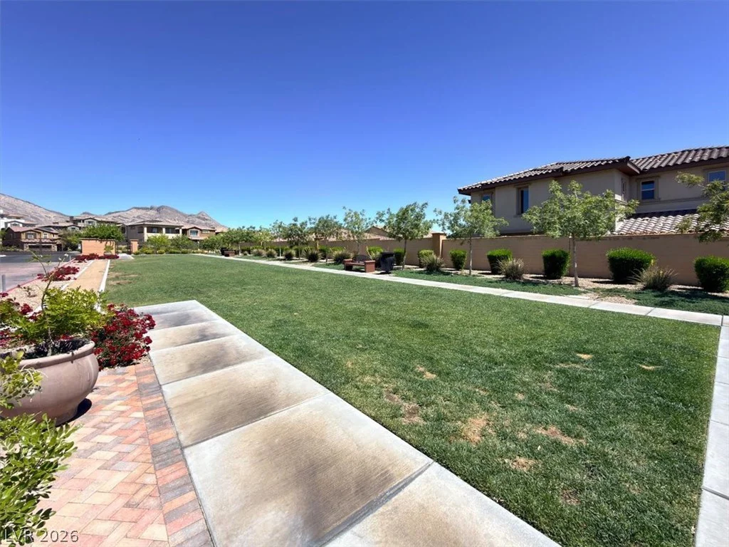 31 Berneri, Las Vegas, NV 89138