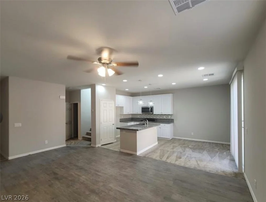 10449 Forked Run, Las Vegas, NV 89178