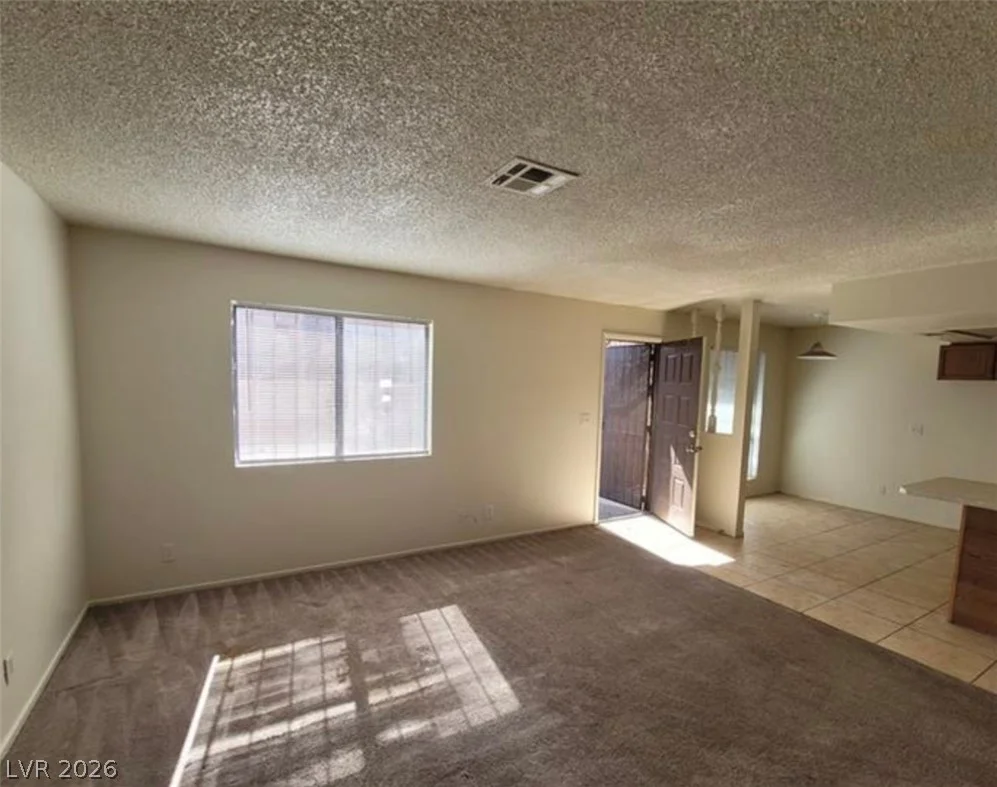 4300 Lamont, Las Vegas, NV 89115