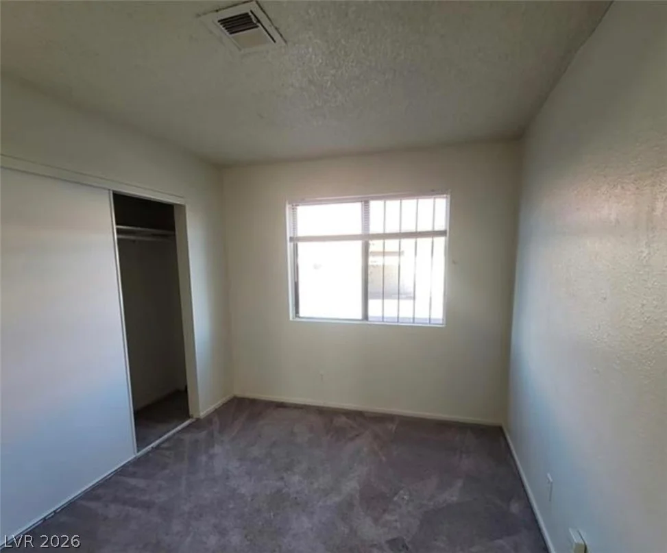 4300 Lamont, Las Vegas, NV 89115