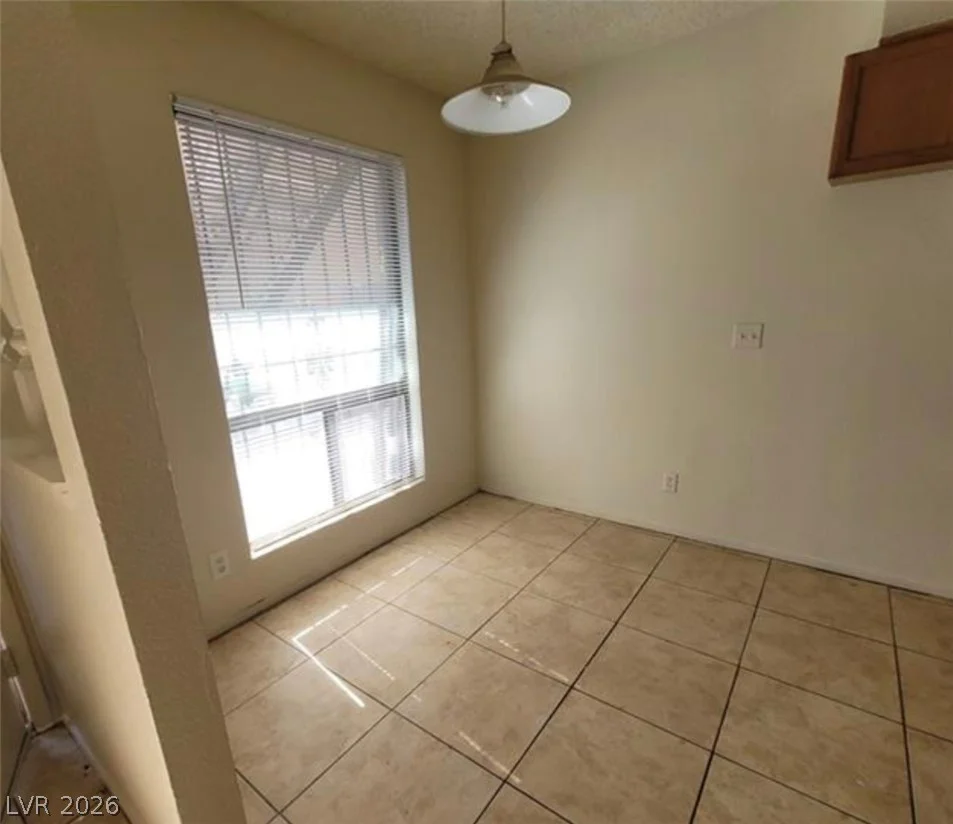4300 Lamont, Las Vegas, NV 89115