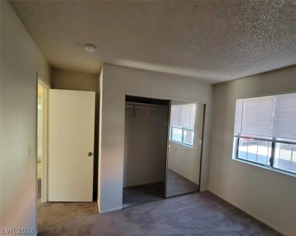 4300 Lamont, Las Vegas, NV 89115