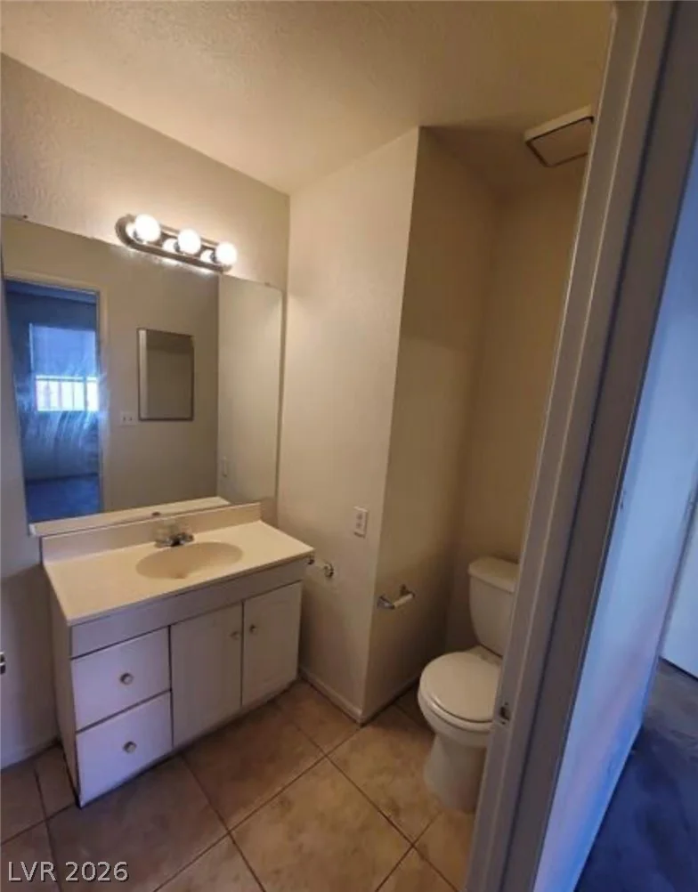4300 Lamont, Las Vegas, NV 89115