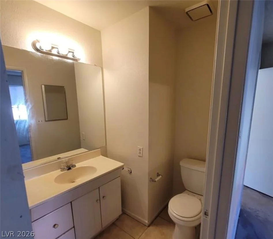 4300 Lamont, Las Vegas, NV 89115