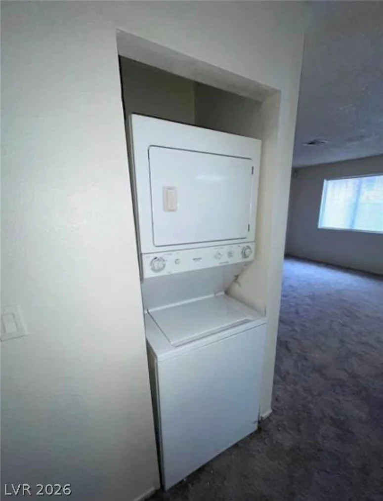 4300 Lamont, Las Vegas, NV 89115