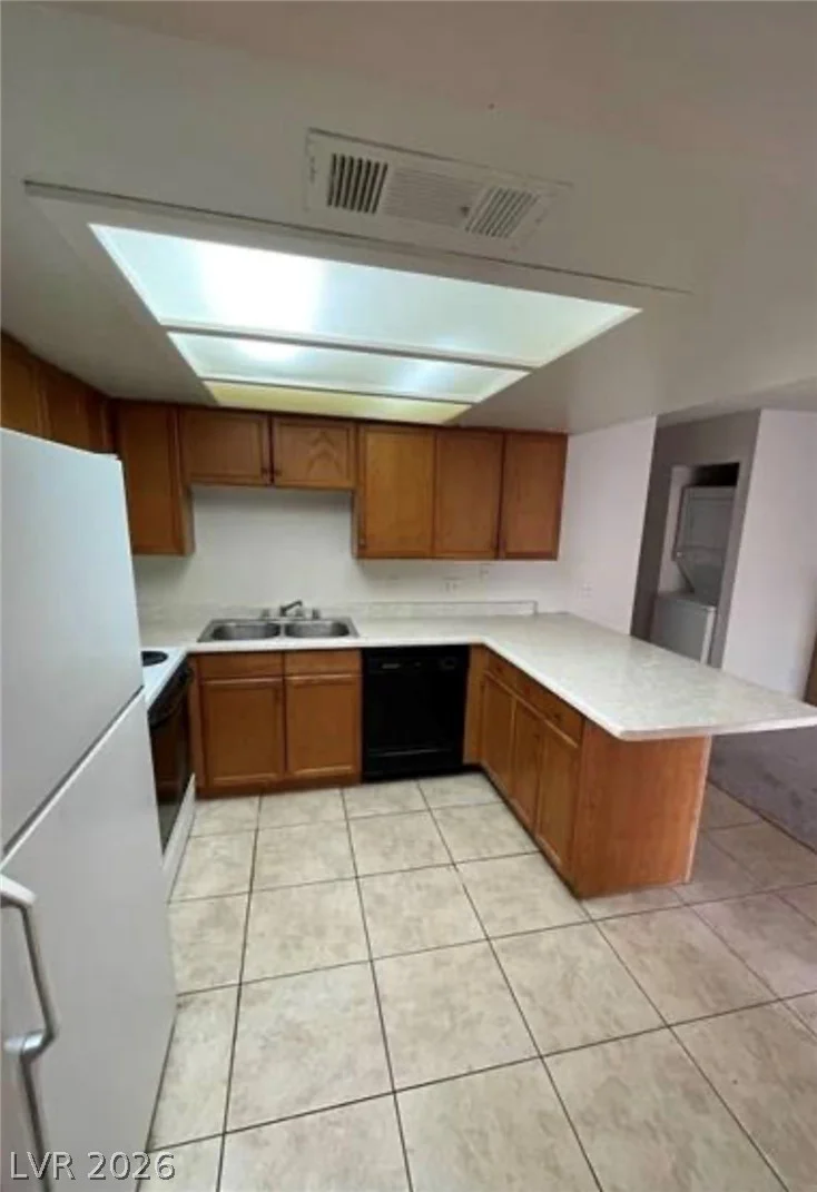 4300 Lamont, Las Vegas, NV 89115