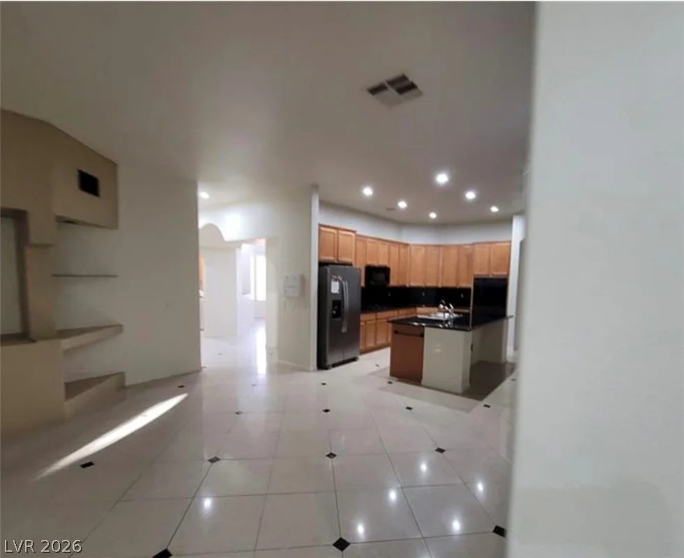 7728 Villa De La Paz, Las Vegas, NV 89131