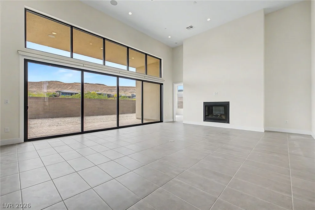 10865 Agate Cliffs, Las Vegas, NV 89135