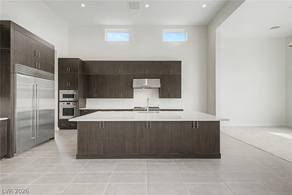 10865 Agate Cliffs, Las Vegas, NV 89135