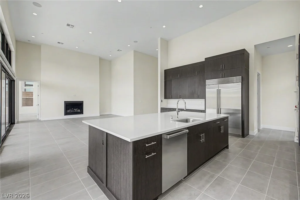 10865 Agate Cliffs, Las Vegas, NV 89135
