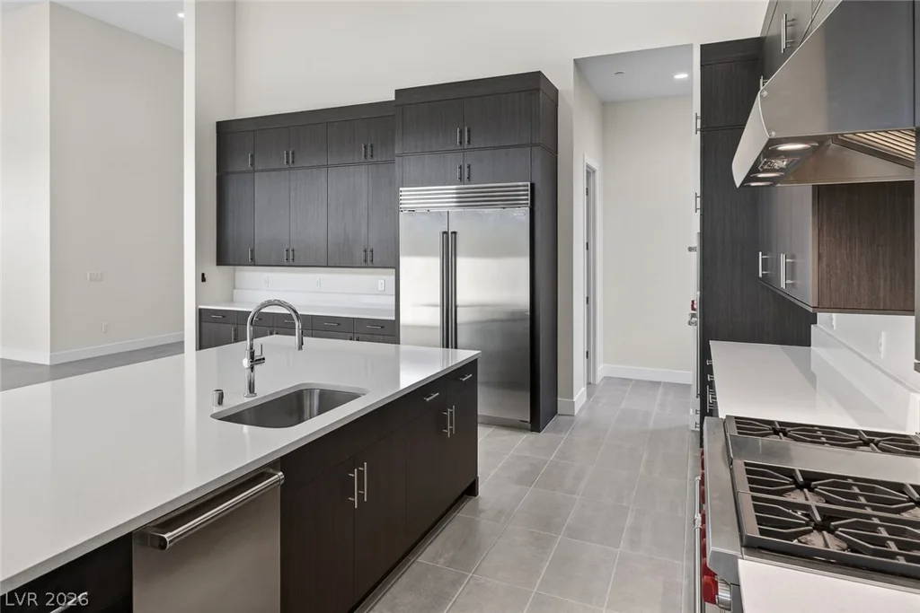 10865 Agate Cliffs, Las Vegas, NV 89135