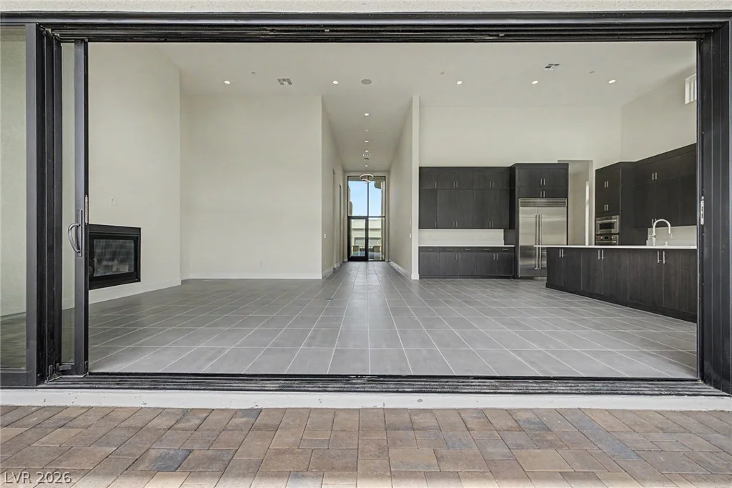 10865 Agate Cliffs, Las Vegas, NV 89135