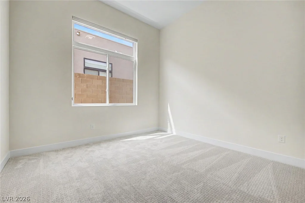 10865 Agate Cliffs, Las Vegas, NV 89135