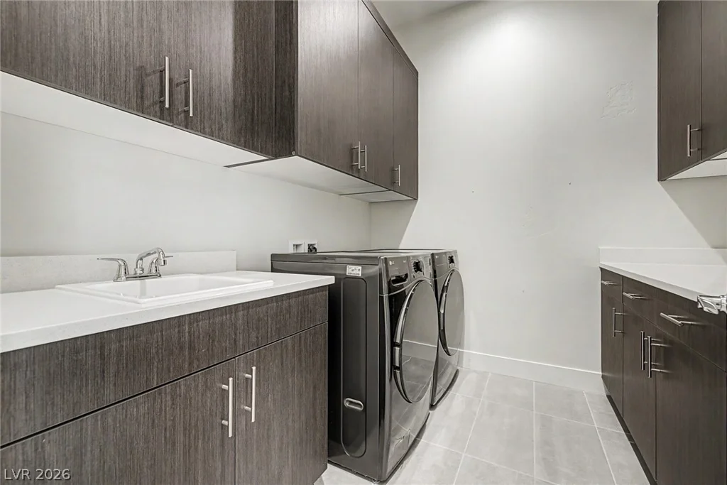10865 Agate Cliffs, Las Vegas, NV 89135