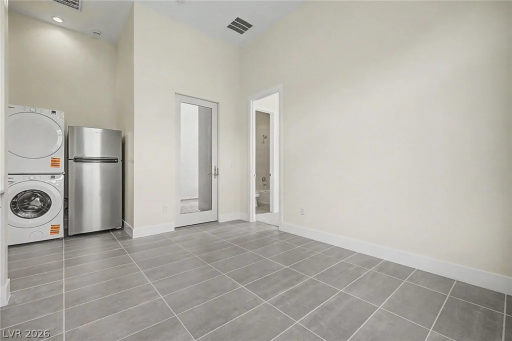 10865 Agate Cliffs, Las Vegas, NV 89135