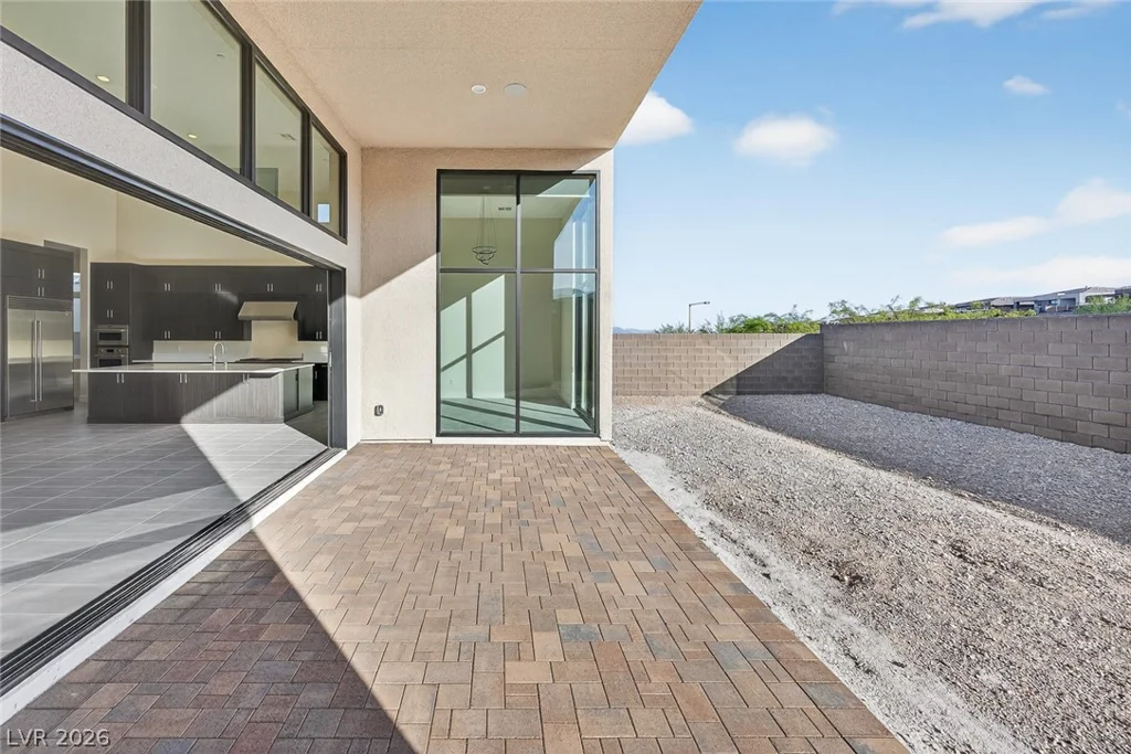 10865 Agate Cliffs, Las Vegas, NV 89135