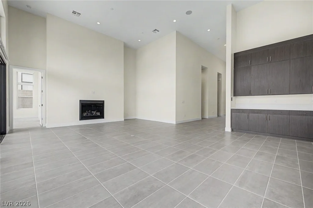 10865 Agate Cliffs, Las Vegas, NV 89135