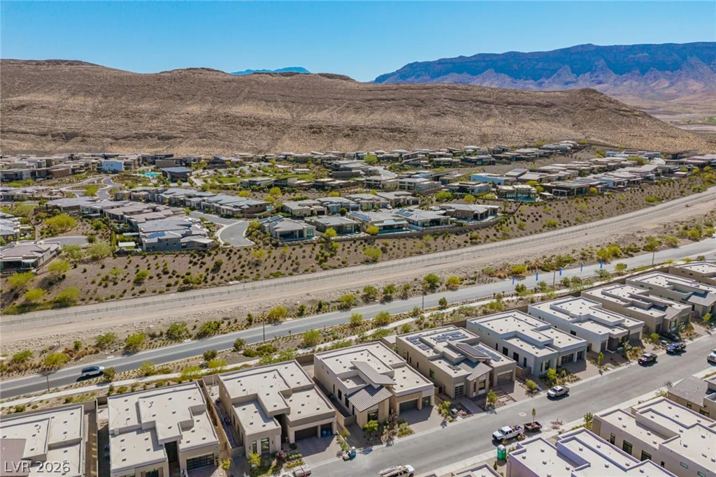 10865 Agate Cliffs, Las Vegas, NV 89135