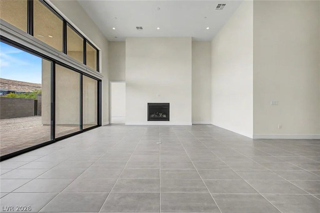 10865 Agate Cliffs, Las Vegas, NV 89135