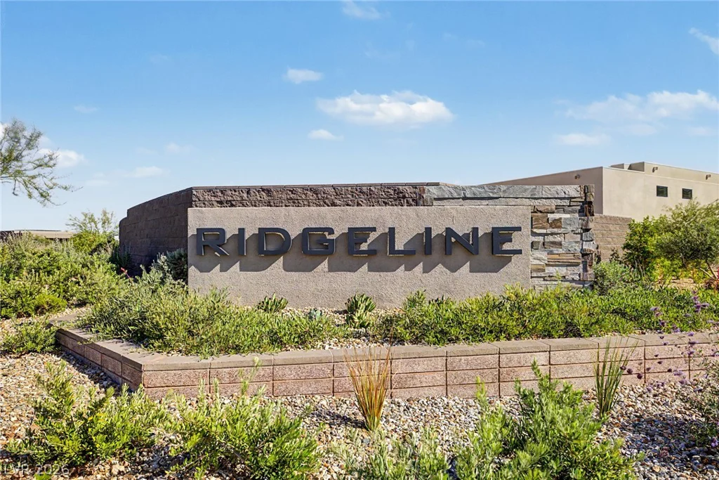 10865 Agate Cliffs, Las Vegas, NV 89135
