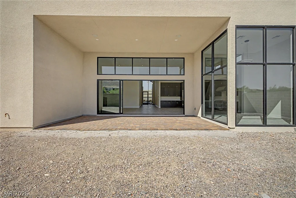 10865 Agate Cliffs, Las Vegas, NV 89135