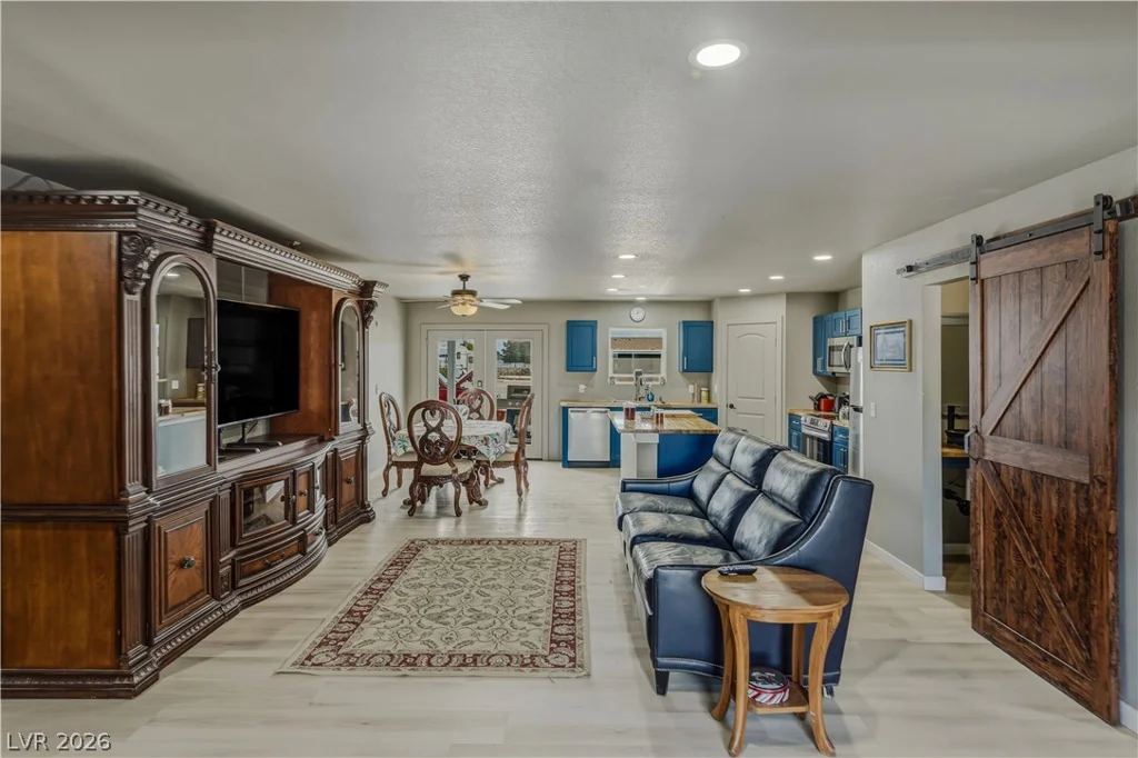 951 Leffner, Pahrump, NV 89060