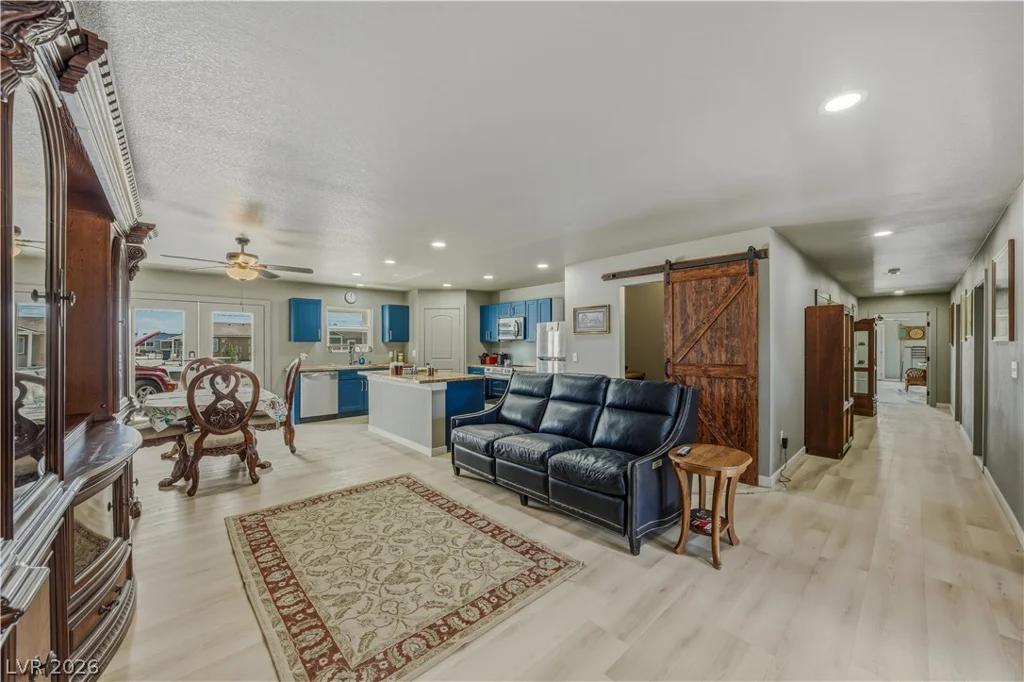 951 Leffner, Pahrump, NV 89060