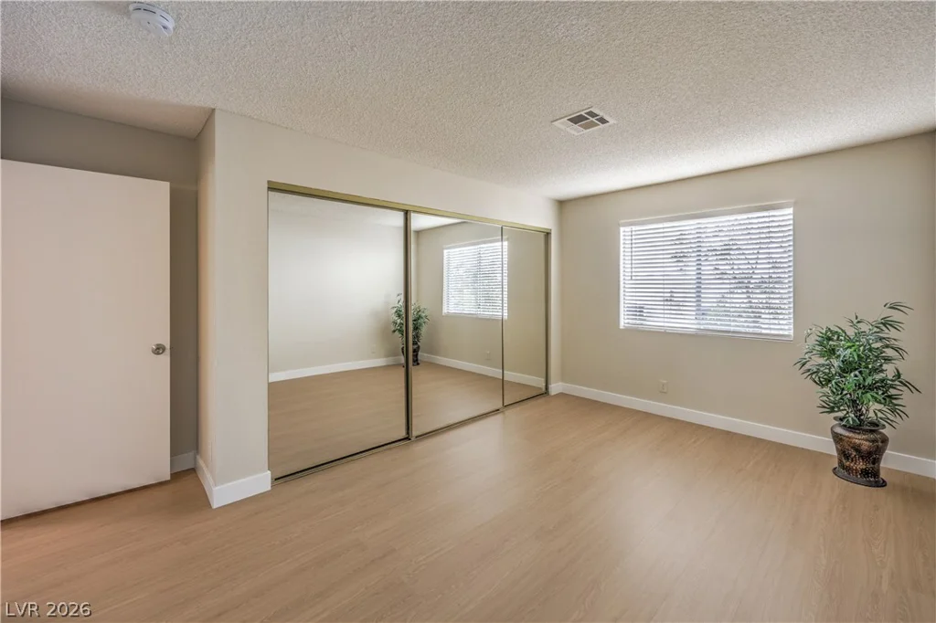 7940 Decker Canyon, Las Vegas, NV 89128