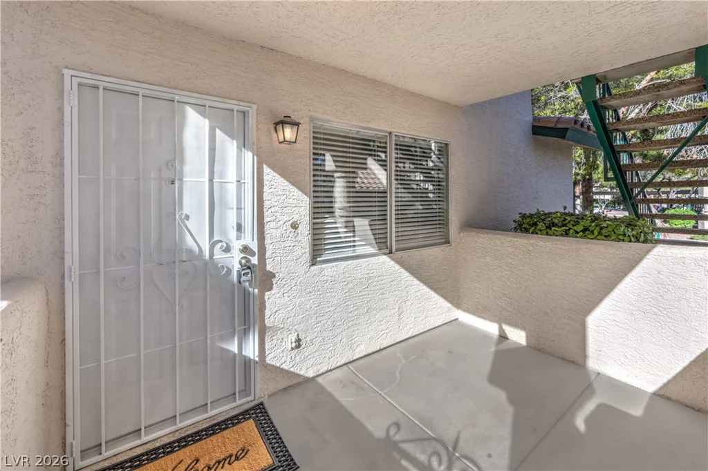 7940 Decker Canyon, Las Vegas, NV 89128