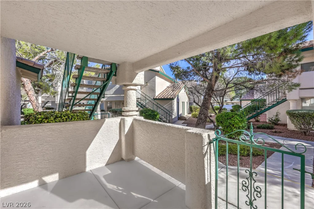 7940 Decker Canyon, Las Vegas, NV 89128