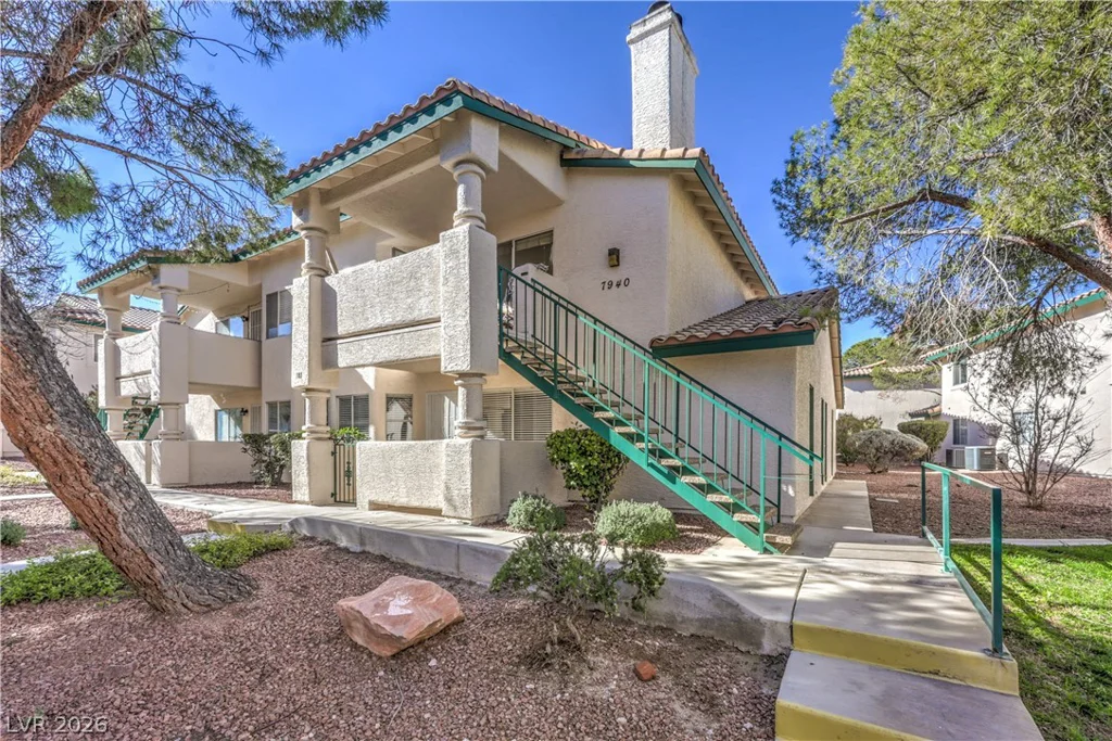 7940 Decker Canyon, Las Vegas, NV 89128