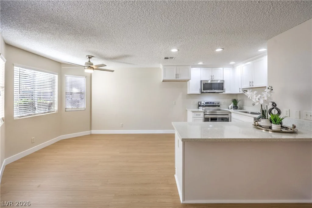 7940 Decker Canyon, Las Vegas, NV 89128