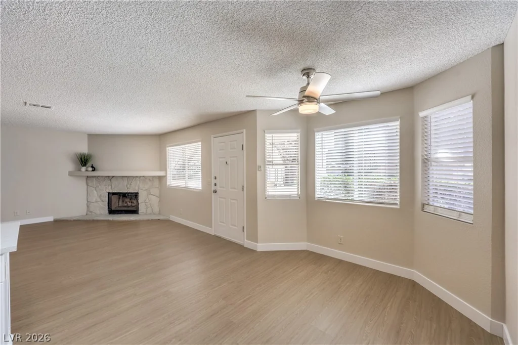 7940 Decker Canyon, Las Vegas, NV 89128