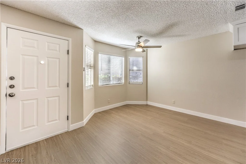 7940 Decker Canyon, Las Vegas, NV 89128