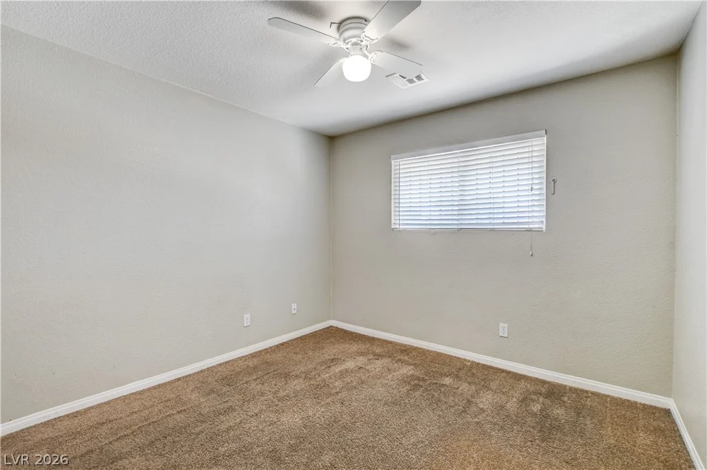 2510 Paradise Village, Las Vegas, NV 89120