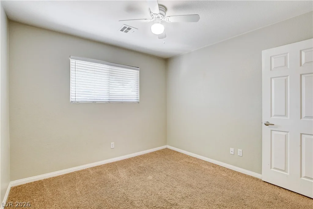 2510 Paradise Village, Las Vegas, NV 89120