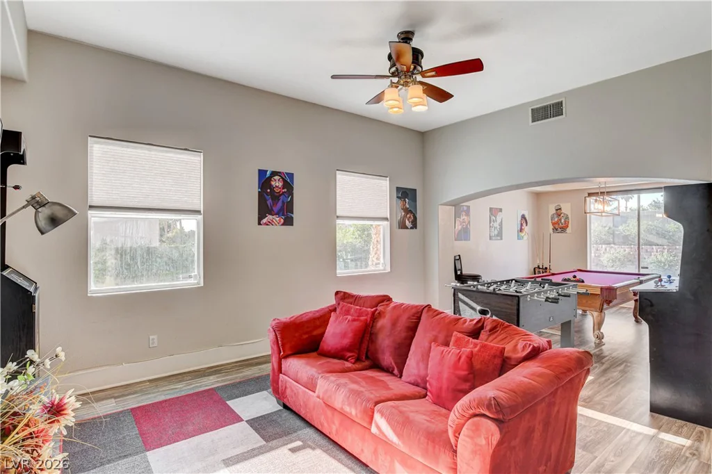 6804 Philippe Allen, Las Vegas, NV 89110