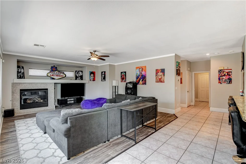 6804 Philippe Allen, Las Vegas, NV 89110