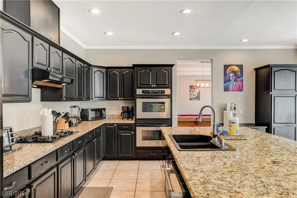 6804 Philippe Allen, Las Vegas, NV 89110