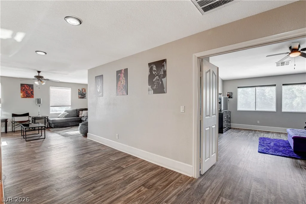 6804 Philippe Allen, Las Vegas, NV 89110