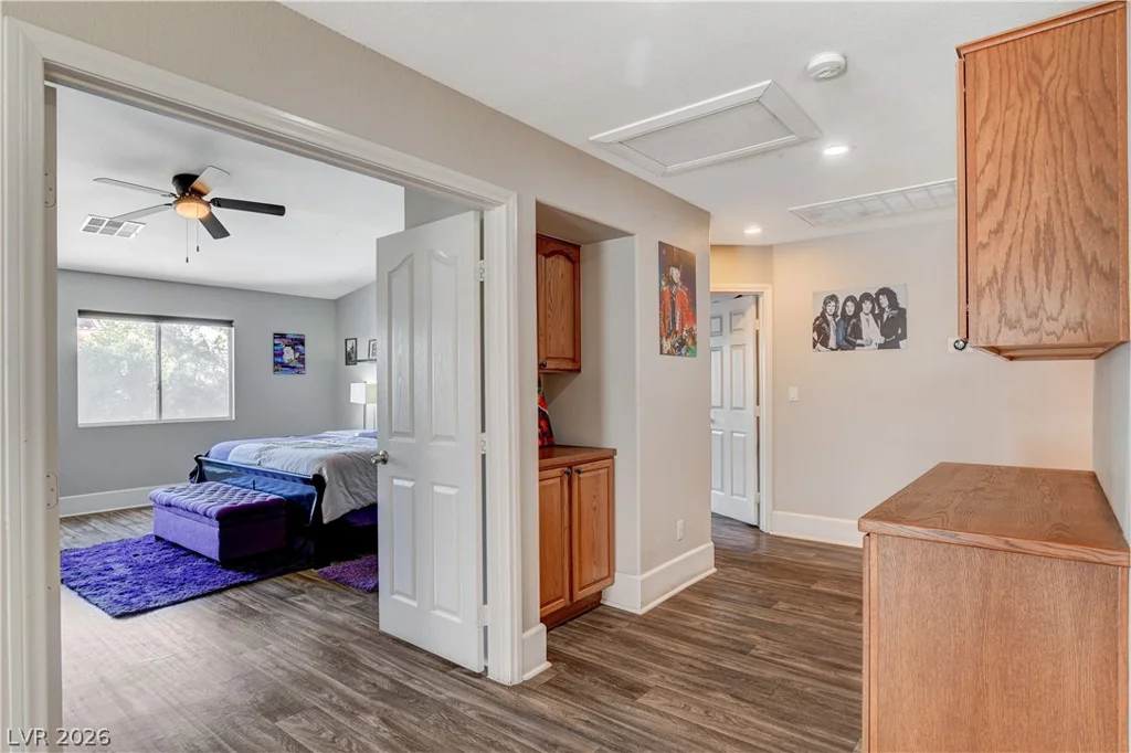 6804 Philippe Allen, Las Vegas, NV 89110