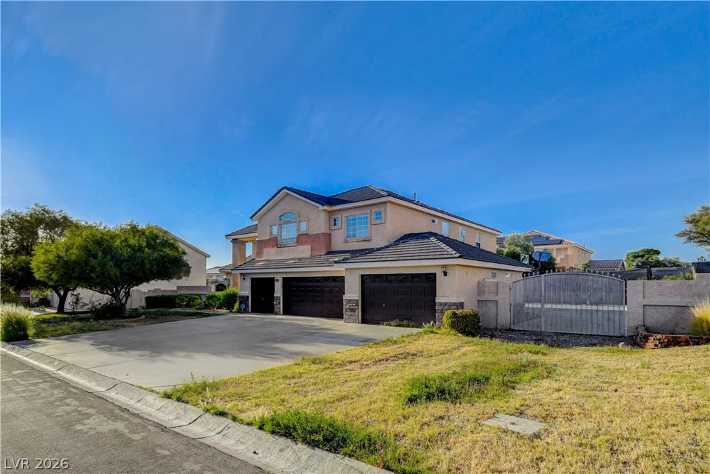 6804 Philippe Allen, Las Vegas, NV 89110