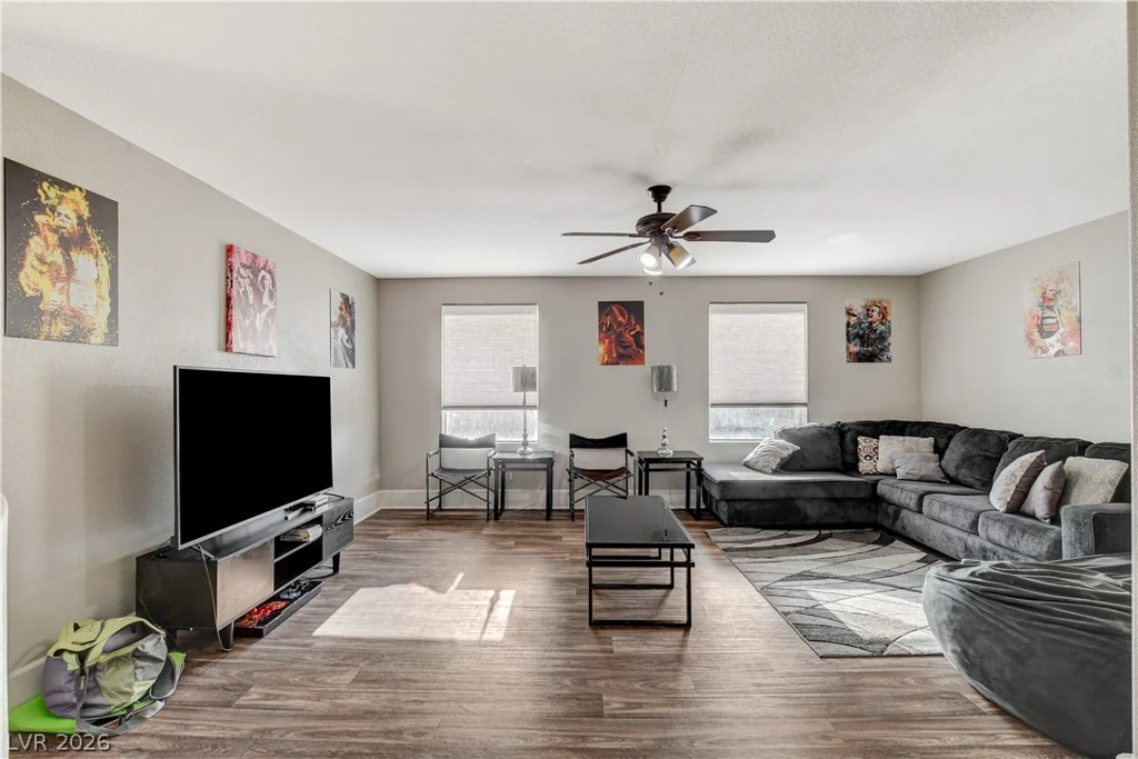 6804 Philippe Allen, Las Vegas, NV 89110