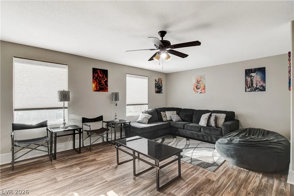 6804 Philippe Allen, Las Vegas, NV 89110