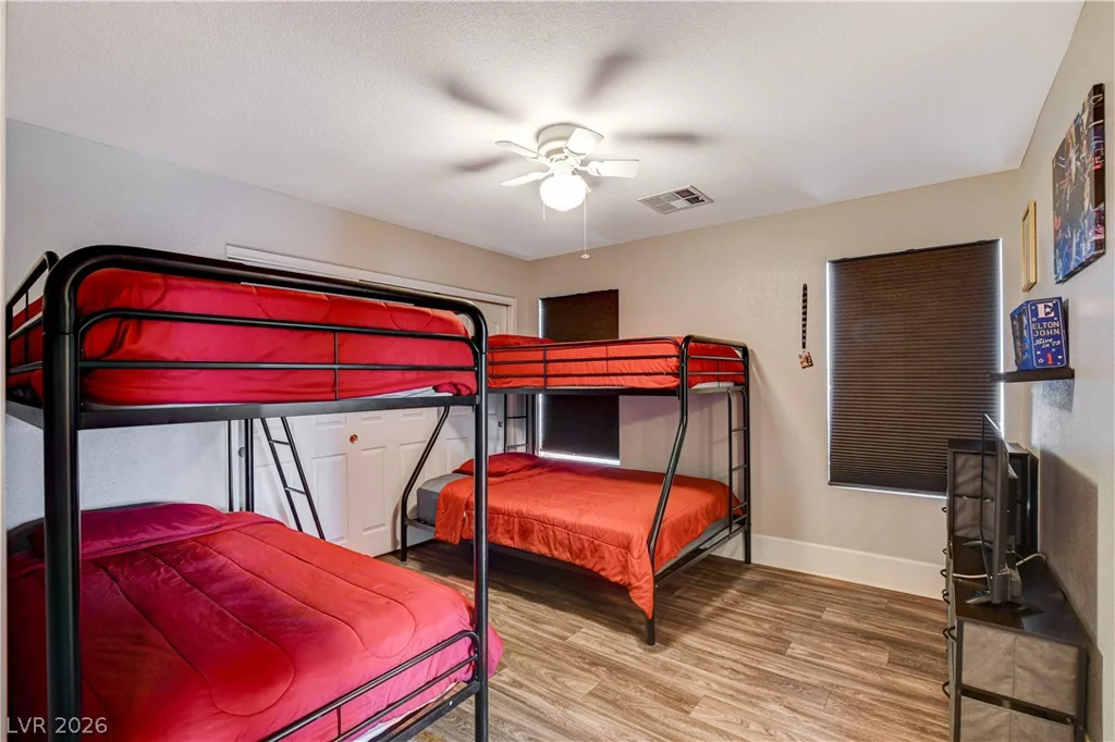 6804 Philippe Allen, Las Vegas, NV 89110