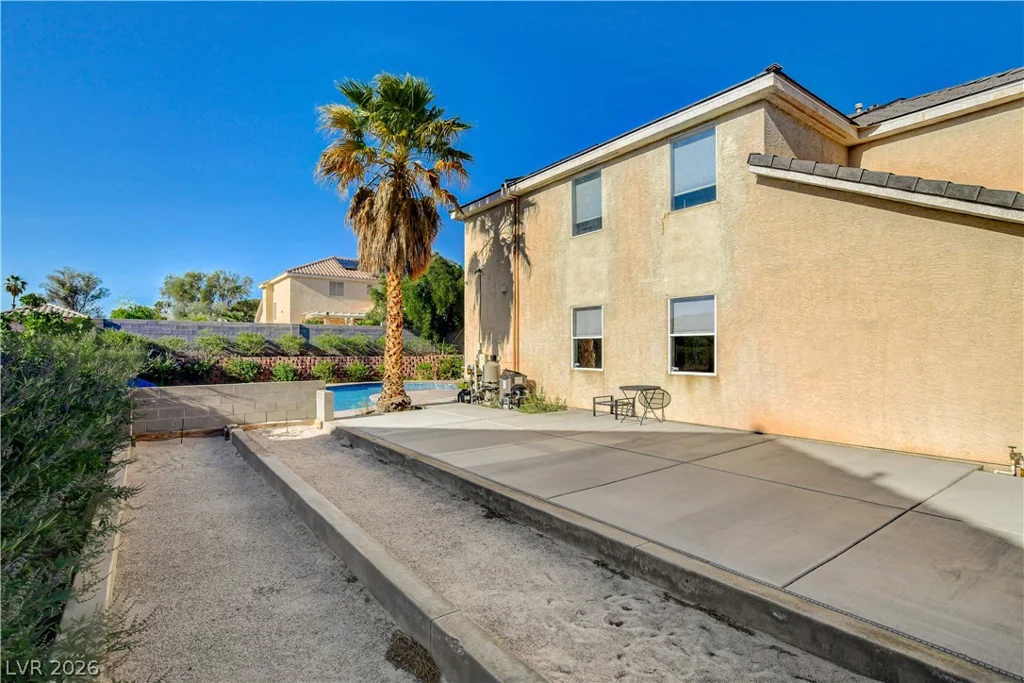 6804 Philippe Allen, Las Vegas, NV 89110
