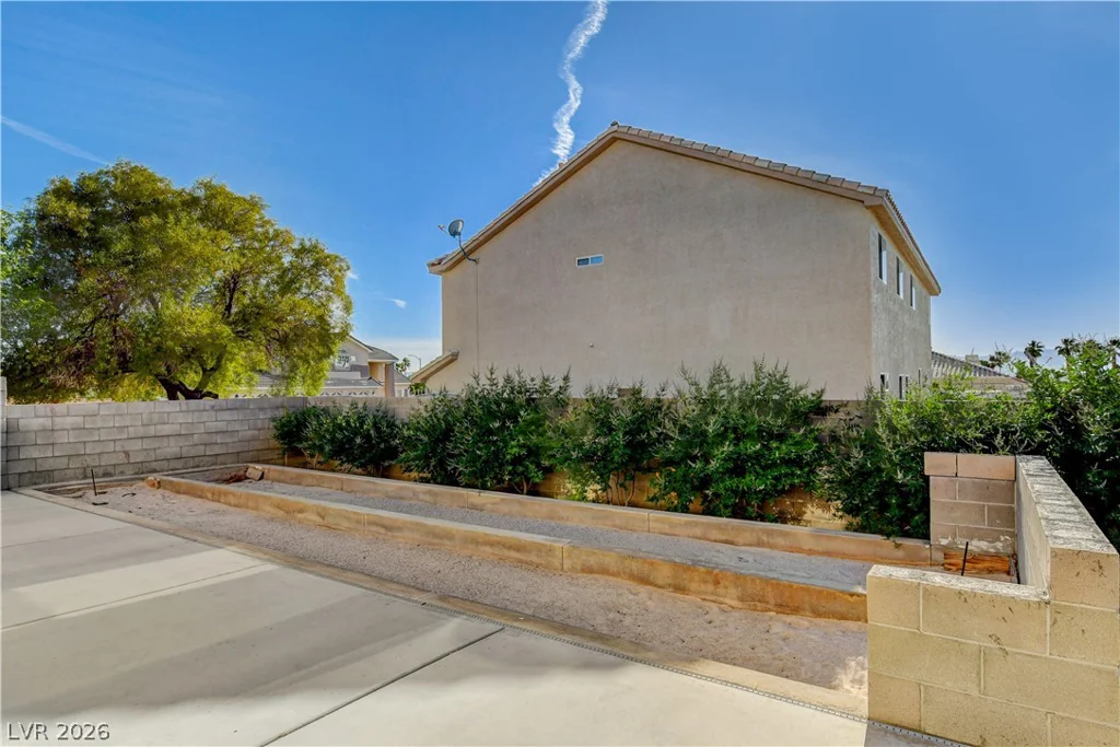 6804 Philippe Allen, Las Vegas, NV 89110
