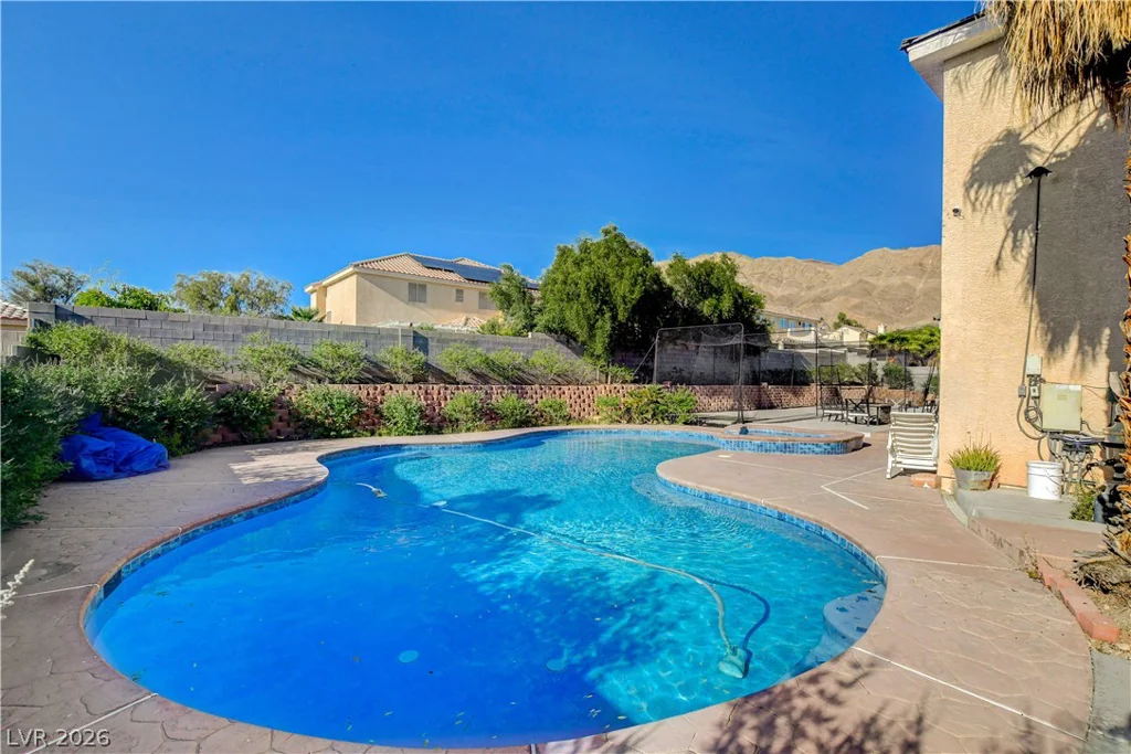 6804 Philippe Allen, Las Vegas, NV 89110