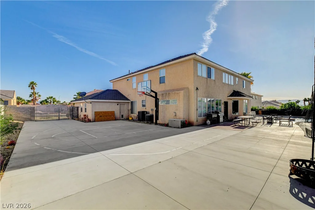6804 Philippe Allen, Las Vegas, NV 89110